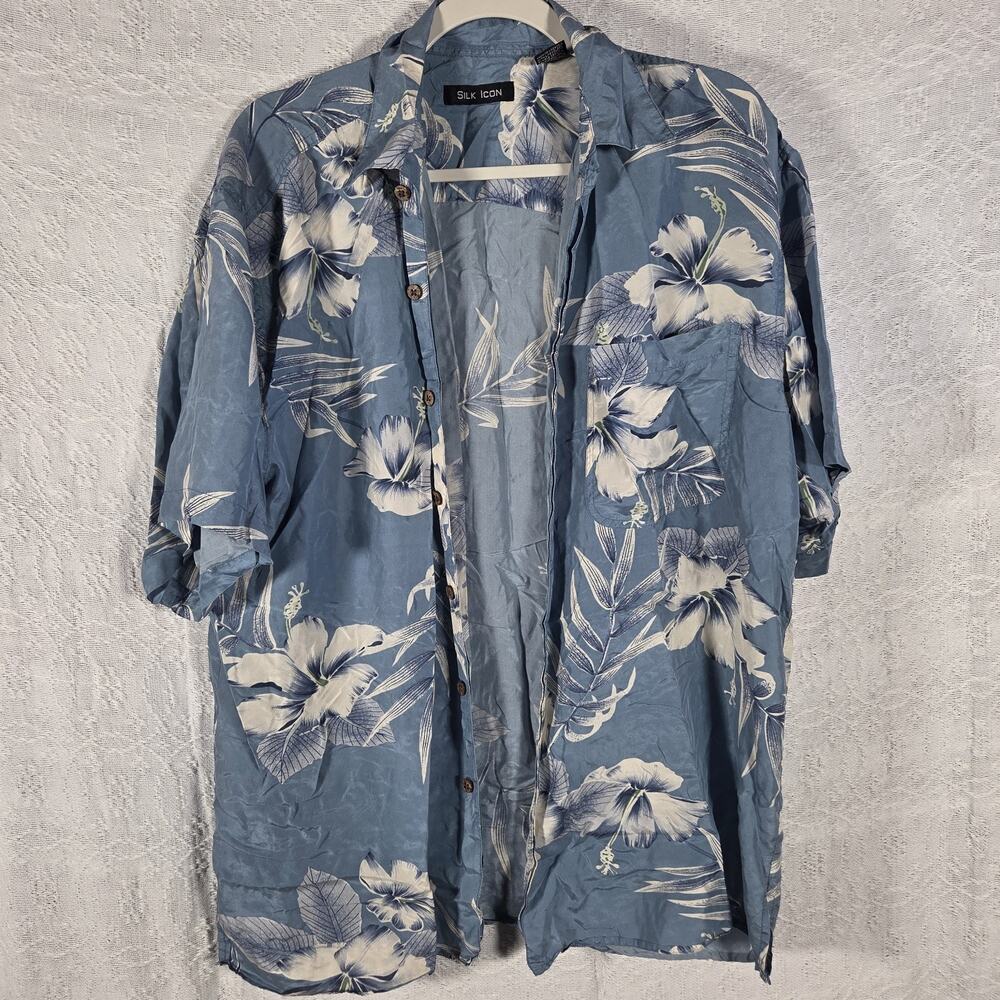 Silk Icon Hawaiian Shirt Men’s Large Blue Floral Button Up Tropical Camp Aloha